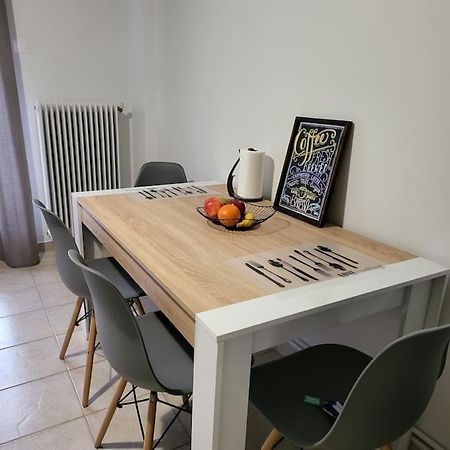 Great Apartment In Veria Екстер'єр фото